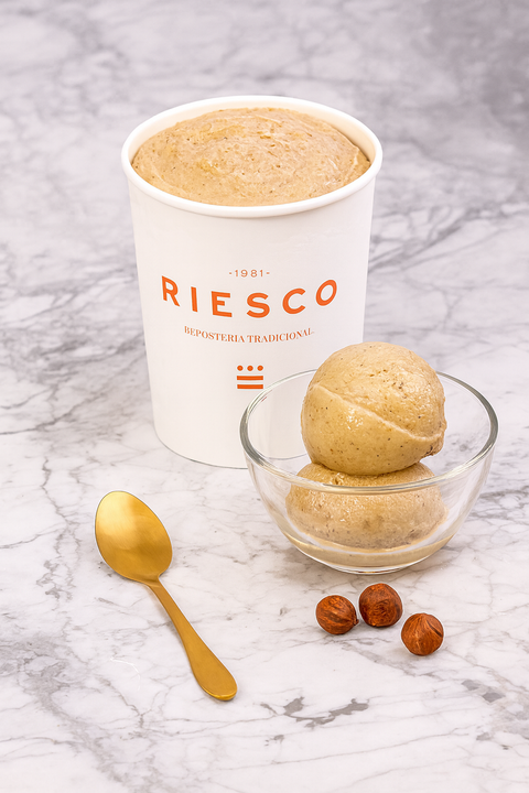 Helado Riesco avellana
